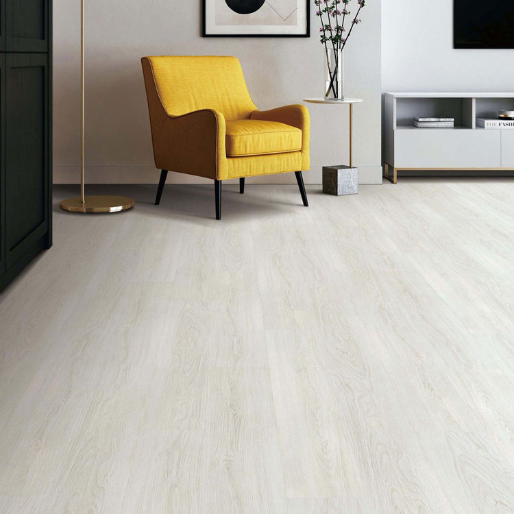 Pearl Oak Room Scene