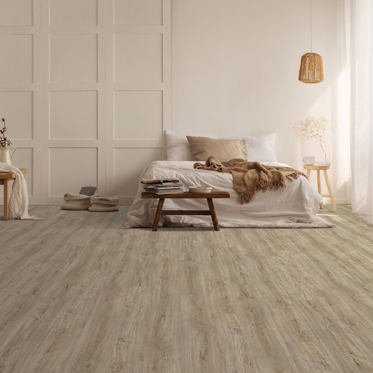 Linen Oak Room Scene