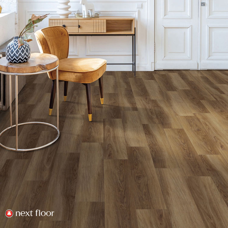 Wildwood Collection Classic Hickory Room Scene