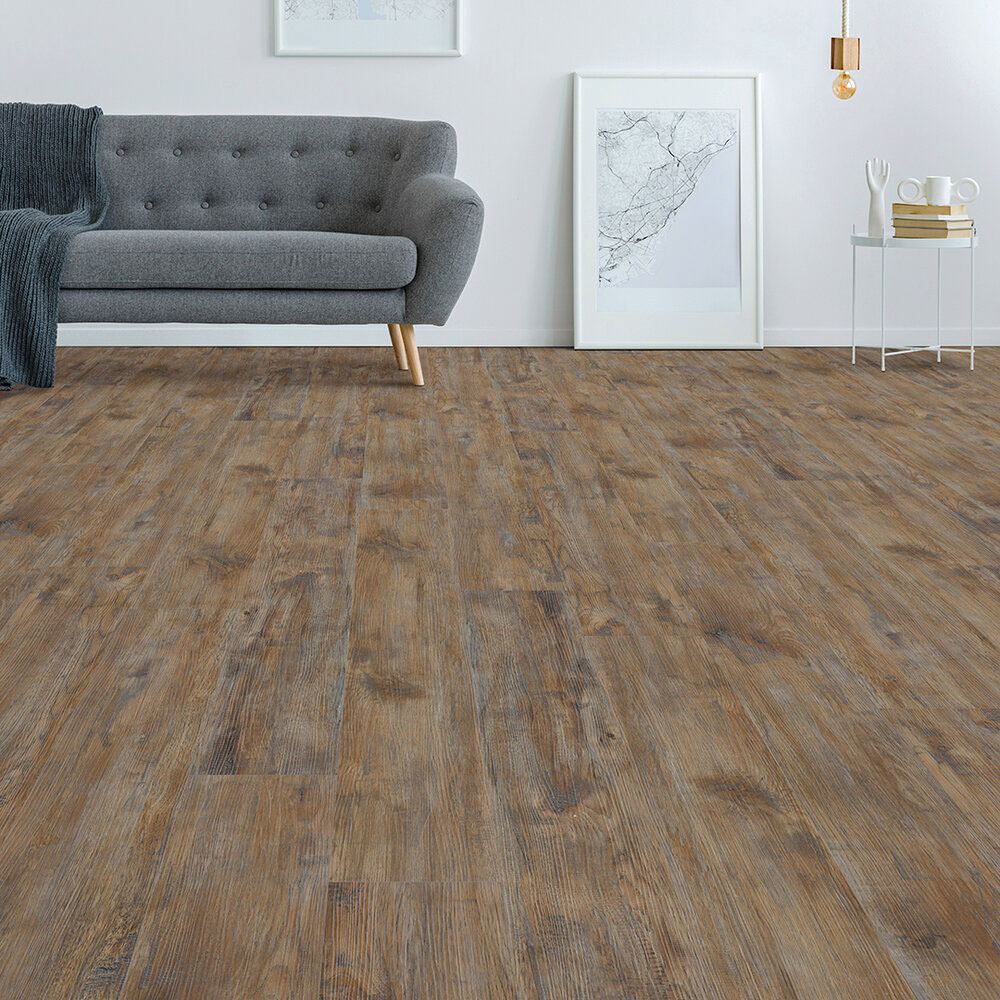 Heritage Oak Room Scene